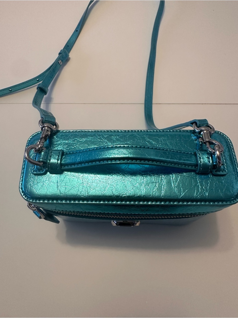 Marc Jacobs Metallic Teal Vanity Case with Top Handle - Picture 3 of 9